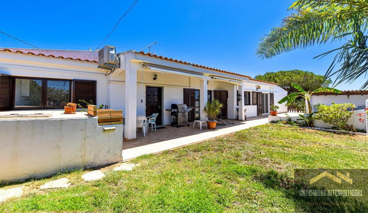 Picture of Villa For Sale in Almancil, Algarve, Portugal