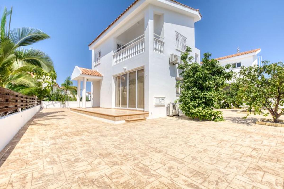 Picture of Villa For Sale in Pernera, Famagusta, Cyprus