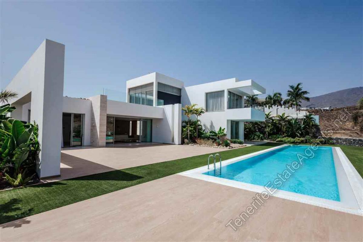 Picture of Villa For Sale in Costa Adeje, Tenerife, Spain