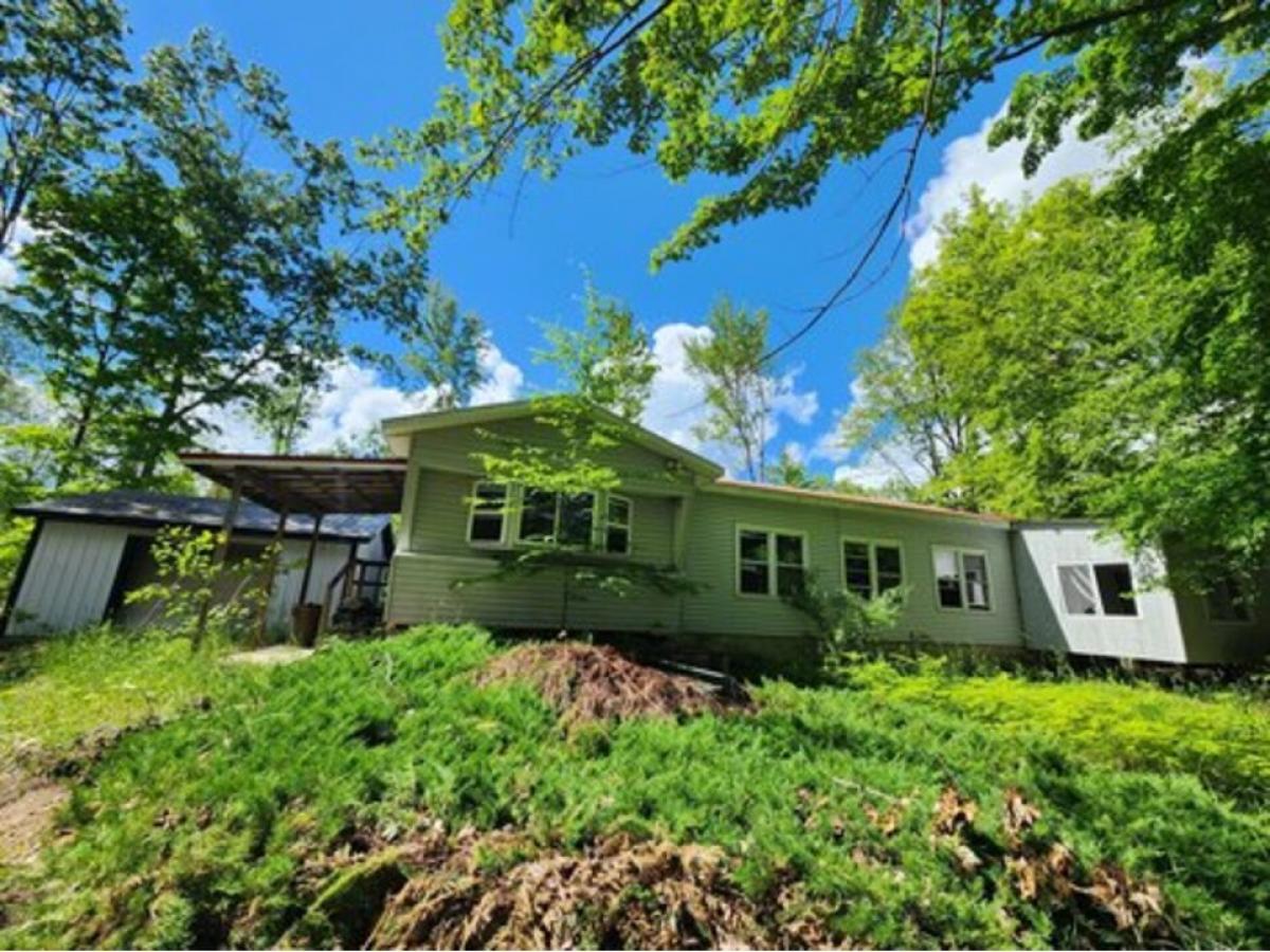 Picture of Home For Sale in Fairview, Michigan, United States