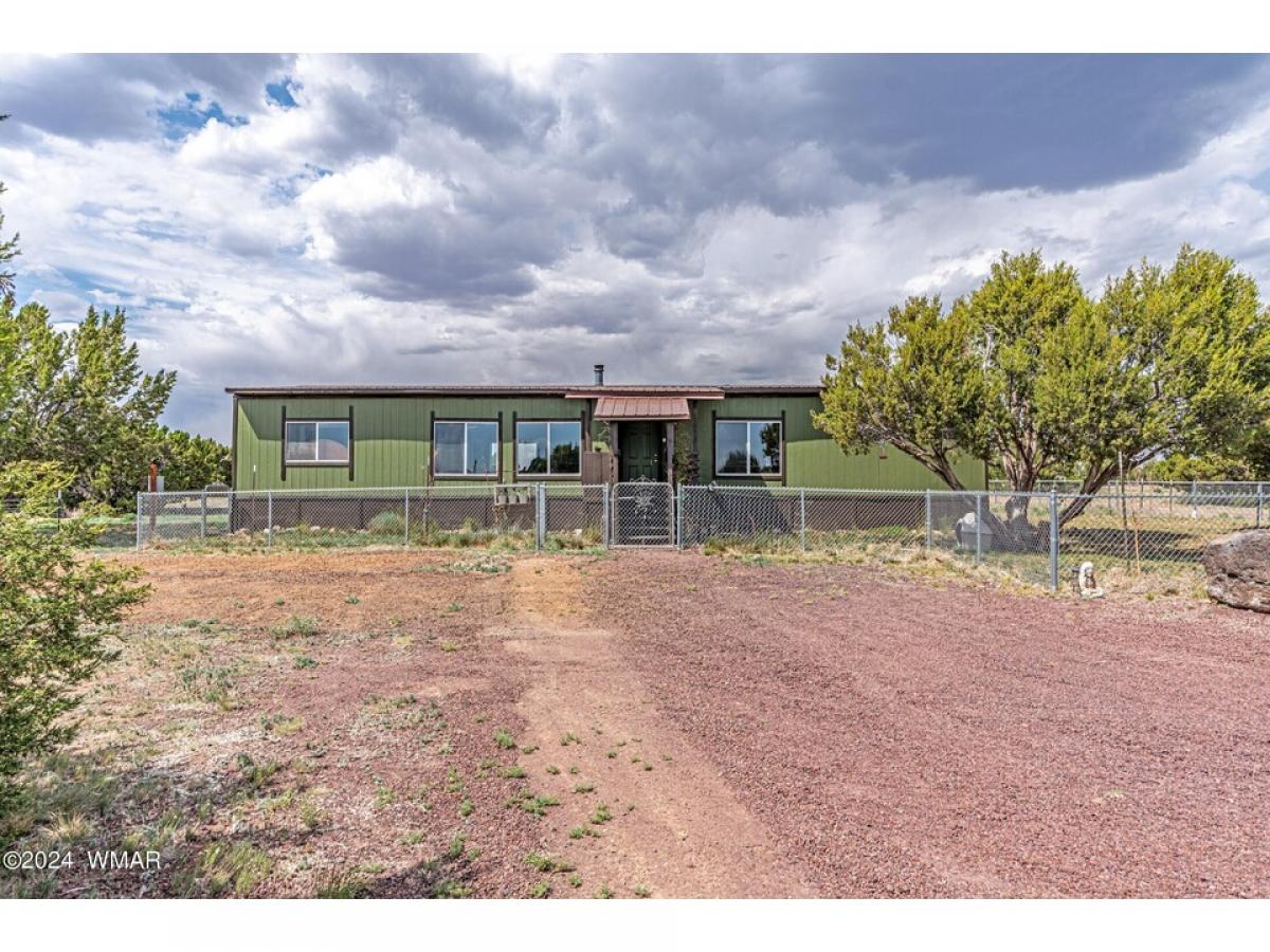 Picture of Home For Sale in Concho, Arizona, United States