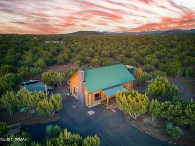 Home For Sale in Vernon, Arizona