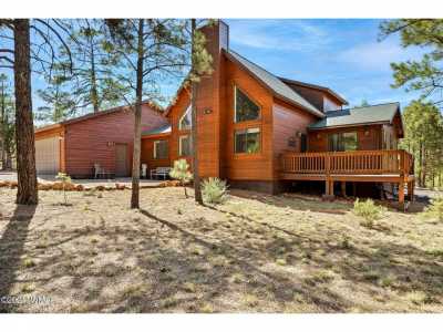 Home For Sale in Overgaard, Arizona