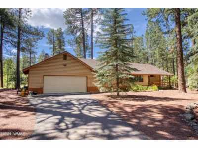 Home For Sale in Pinetop, Arizona