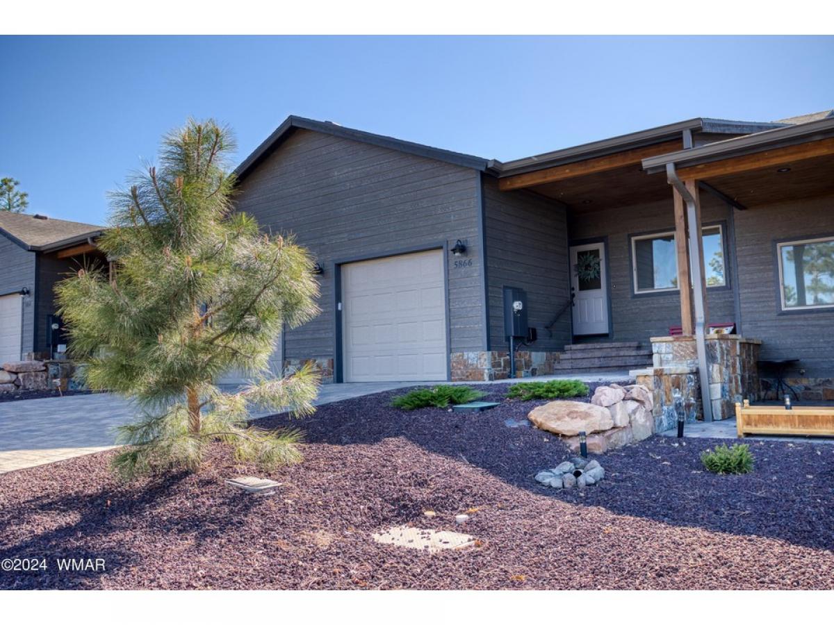 Picture of Home For Sale in Lakeside, Arizona, United States