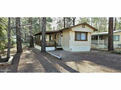 Home For Sale in Pinetop, Arizona