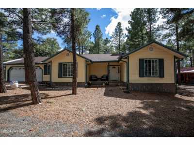 Home For Sale in Lakeside, Arizona