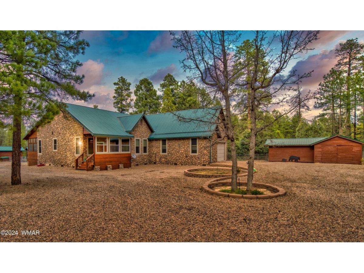 Picture of Home For Sale in Lakeside, Arizona, United States