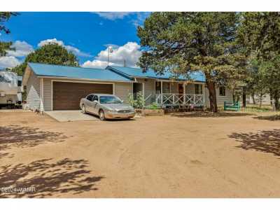 Home For Sale in Overgaard, Arizona