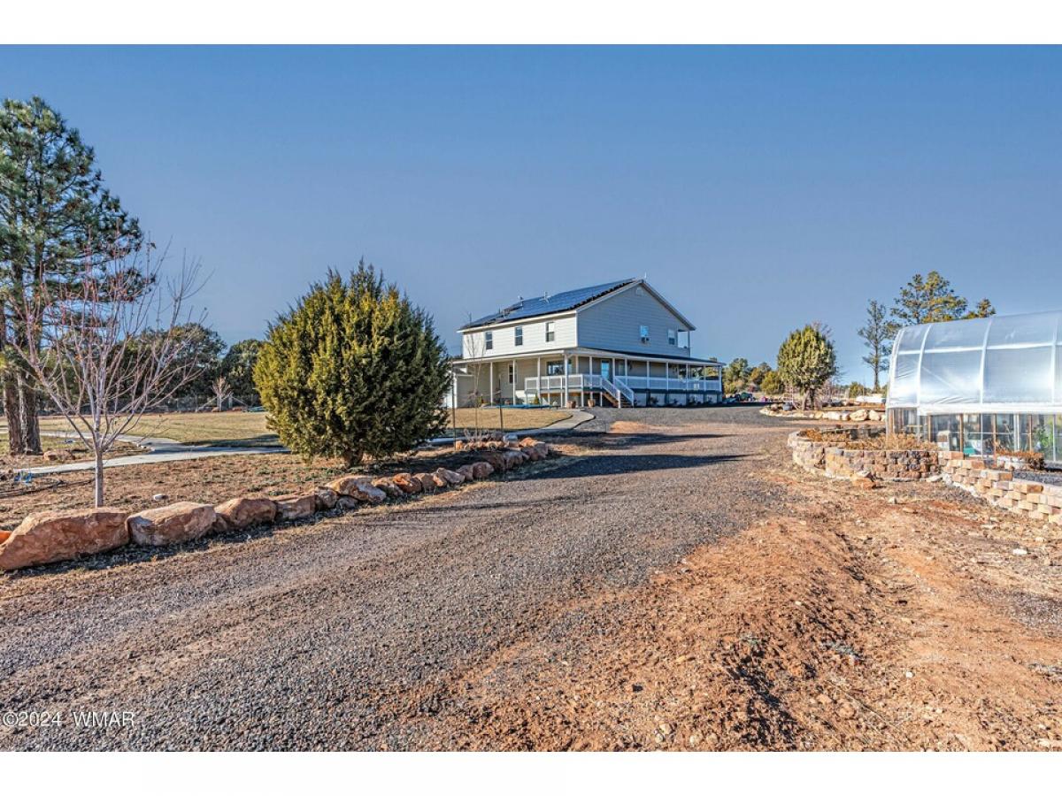 Picture of Home For Sale in Show Low, Arizona, United States