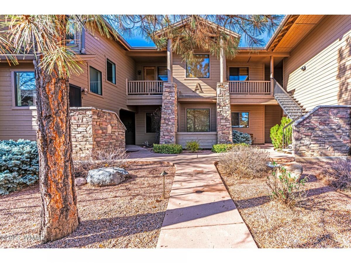 Picture of Home For Sale in Show Low, Arizona, United States