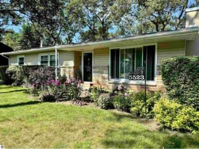 Home For Sale in Oscoda, Michigan