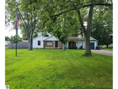 Home For Sale in East Tawas, Michigan