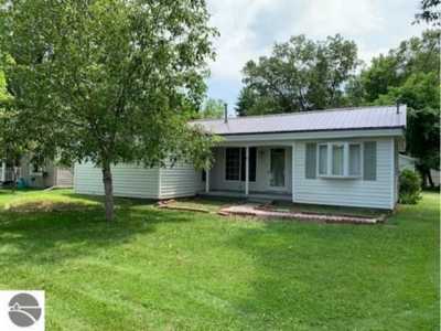 Home For Sale in East Tawas, Michigan