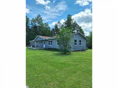 Home For Sale in Tawas City, Michigan