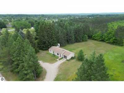 Home For Sale in Grawn, Michigan