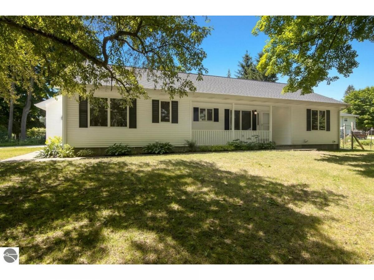 Picture of Home For Sale in Central Lake, Michigan, United States