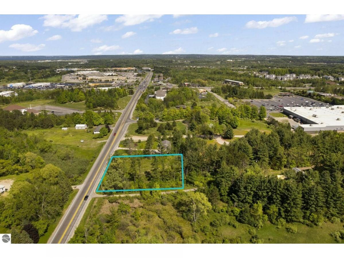 Picture of Residential Land For Sale in Traverse City, Michigan, United States