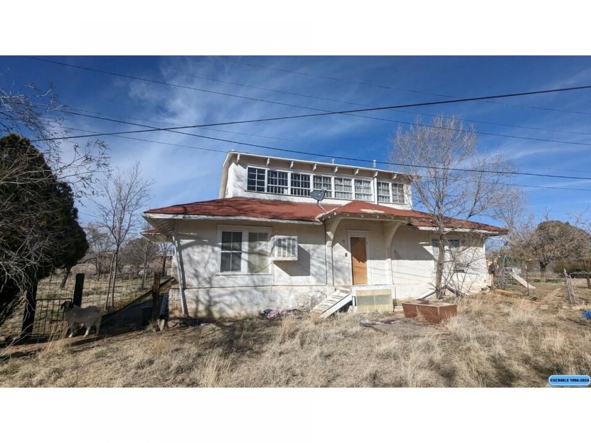 Picture of Home For Sale in Silver City, New Mexico, United States