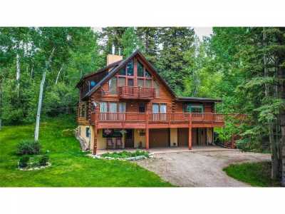 Home For Sale in Silverthorne, Colorado