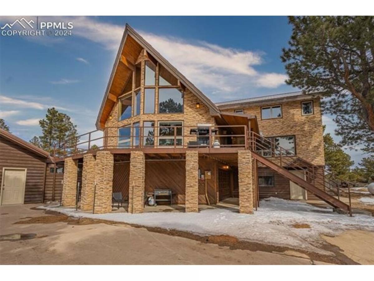 Picture of Home For Sale in Fort Garland, Colorado, United States