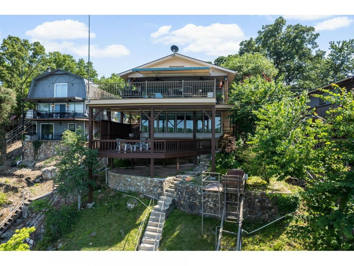 Picture of Home For Sale in Eucha, Oklahoma, United States