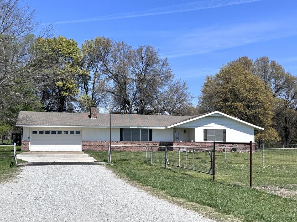 Picture of Farm For Sale in Vinita, Oklahoma, United States