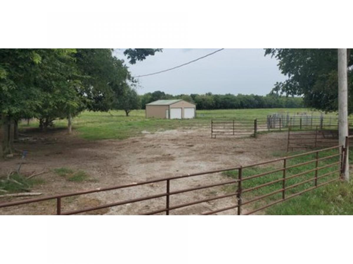 Picture of Residential Land For Sale in Afton, Oklahoma, United States