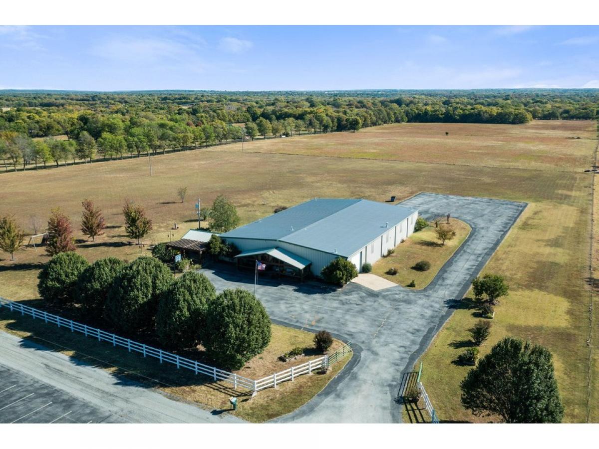 Picture of Farm For Sale in Big Cabin, Oklahoma, United States