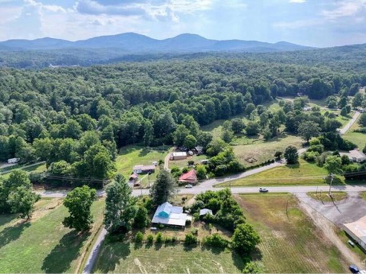 Picture of Home For Sale in Blairsville, Georgia, United States