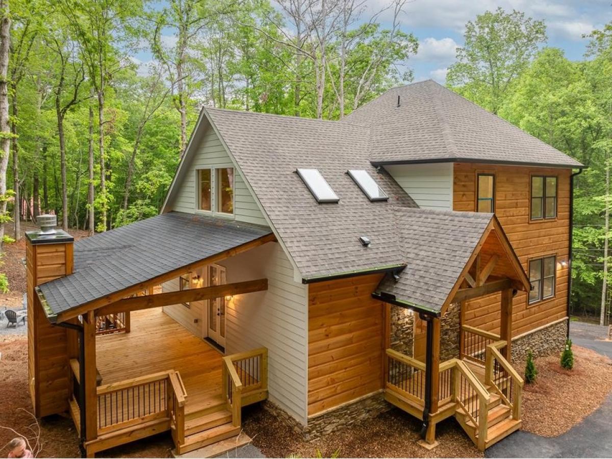 Picture of Home For Sale in Ellijay, Georgia, United States