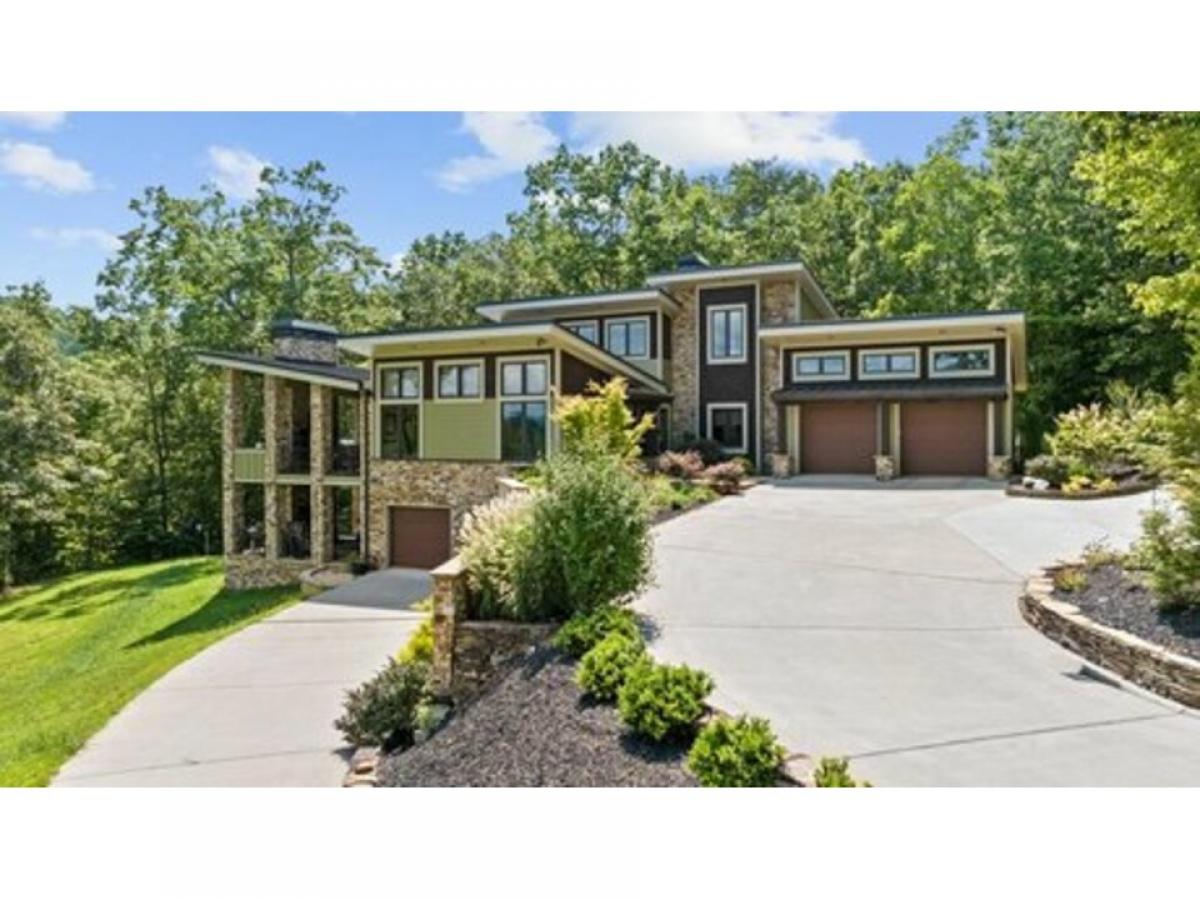 Picture of Home For Sale in Blue Ridge, Georgia, United States