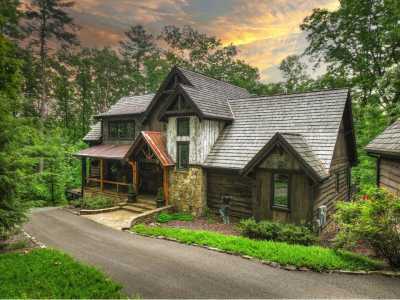 Home For Sale in Ellijay, Georgia