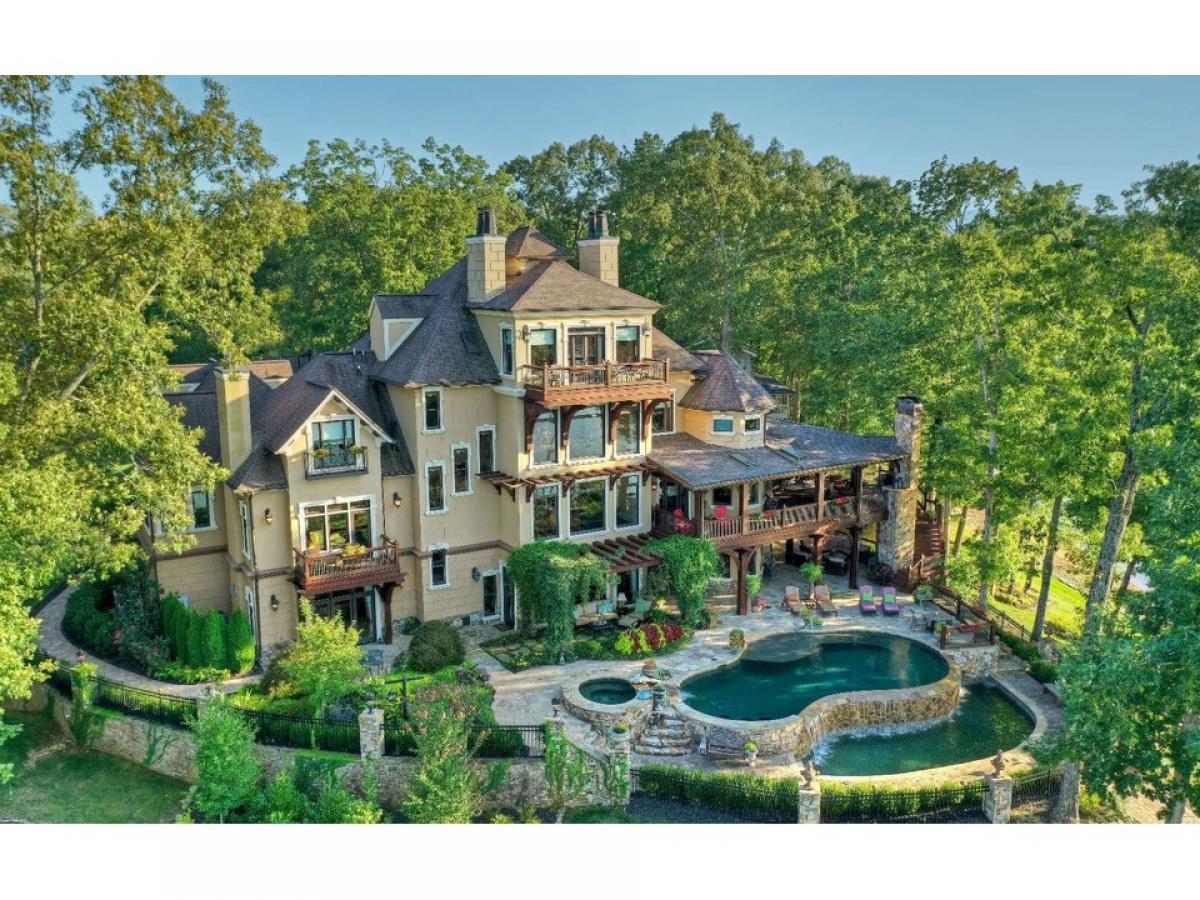 Picture of Home For Sale in Blue Ridge, Georgia, United States