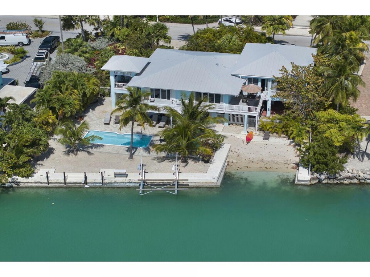 Picture of Home For Sale in Sugarloaf Key, Florida, United States