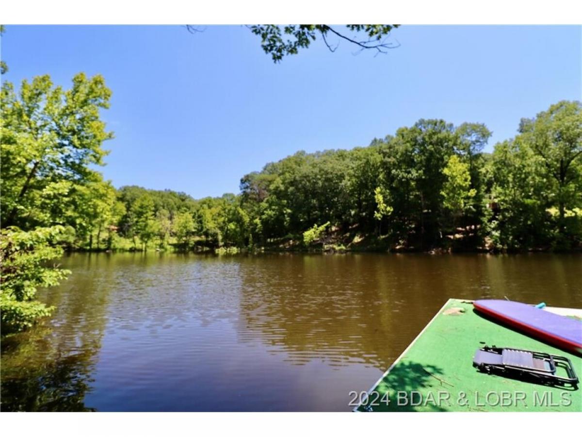 Picture of Home For Sale in Stover, Missouri, United States