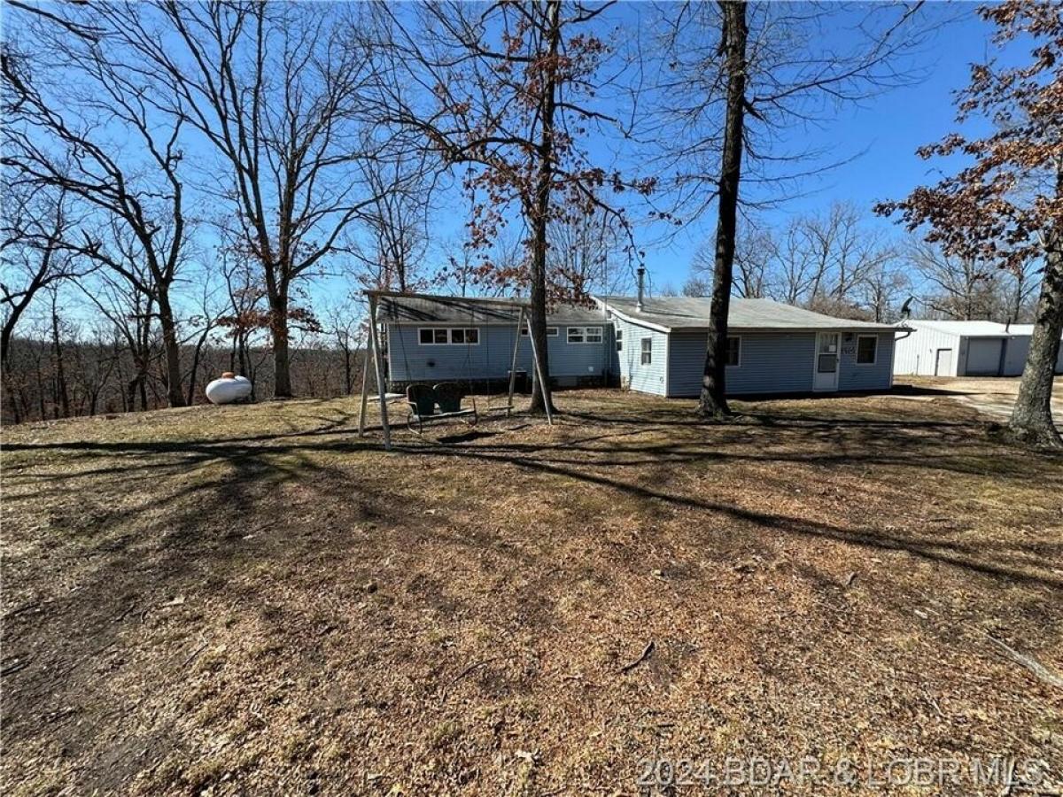 Picture of Home For Sale in Stover, Missouri, United States