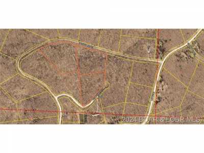 Residential Land For Sale in Edwards, Missouri