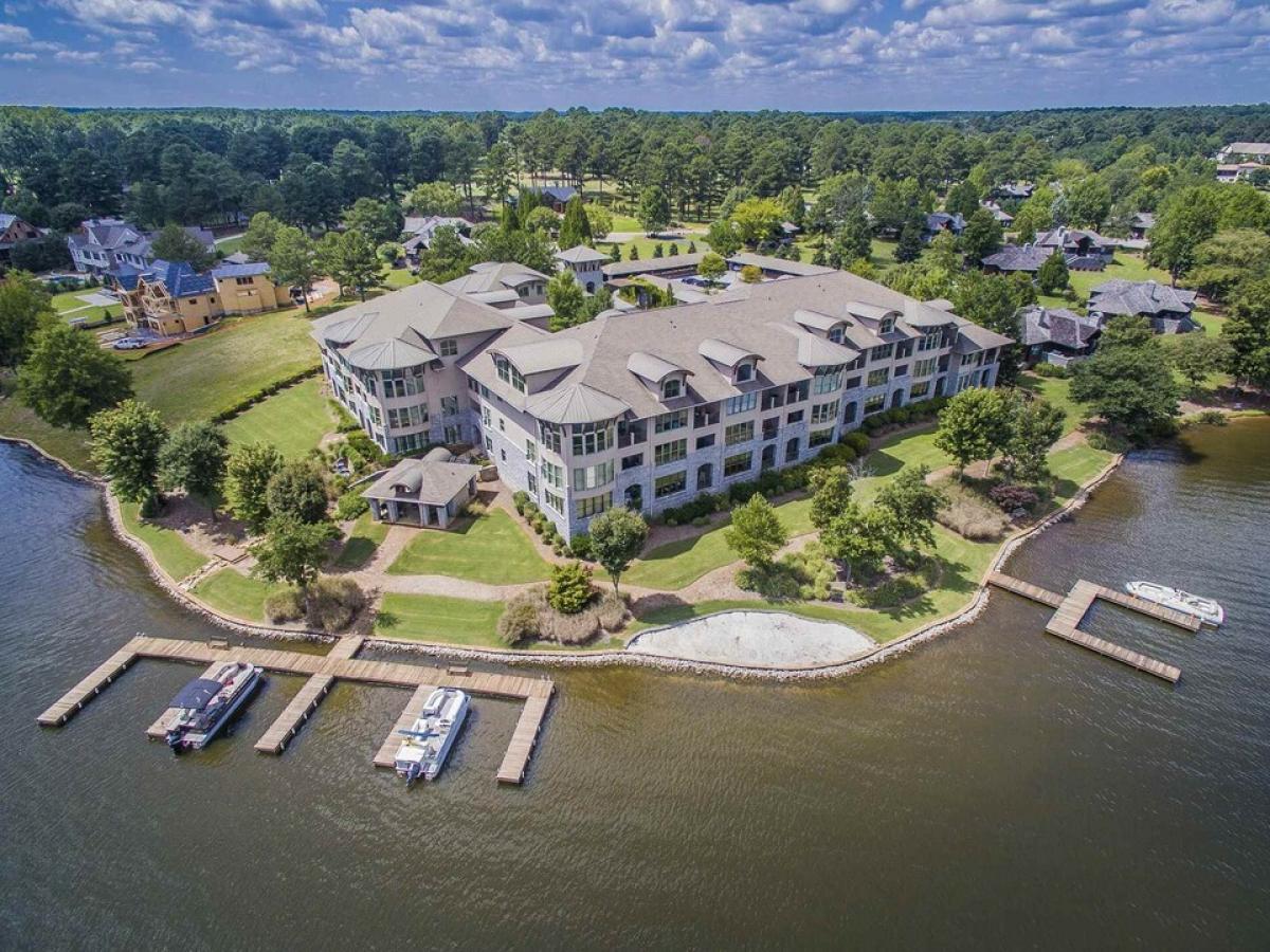 Picture of Home For Sale in Eatonton, Georgia, United States