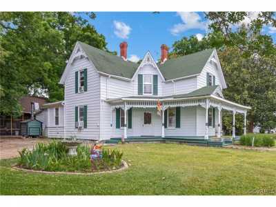 Home For Sale in Claremont, Virginia