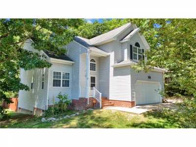 Home For Sale in North Chesterfield, Virginia