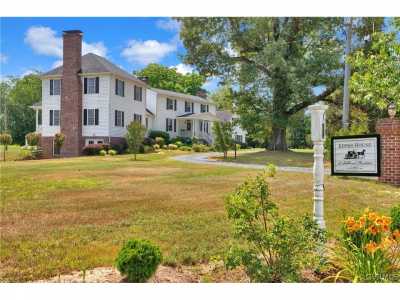 Home For Sale in Dillwyn, Virginia