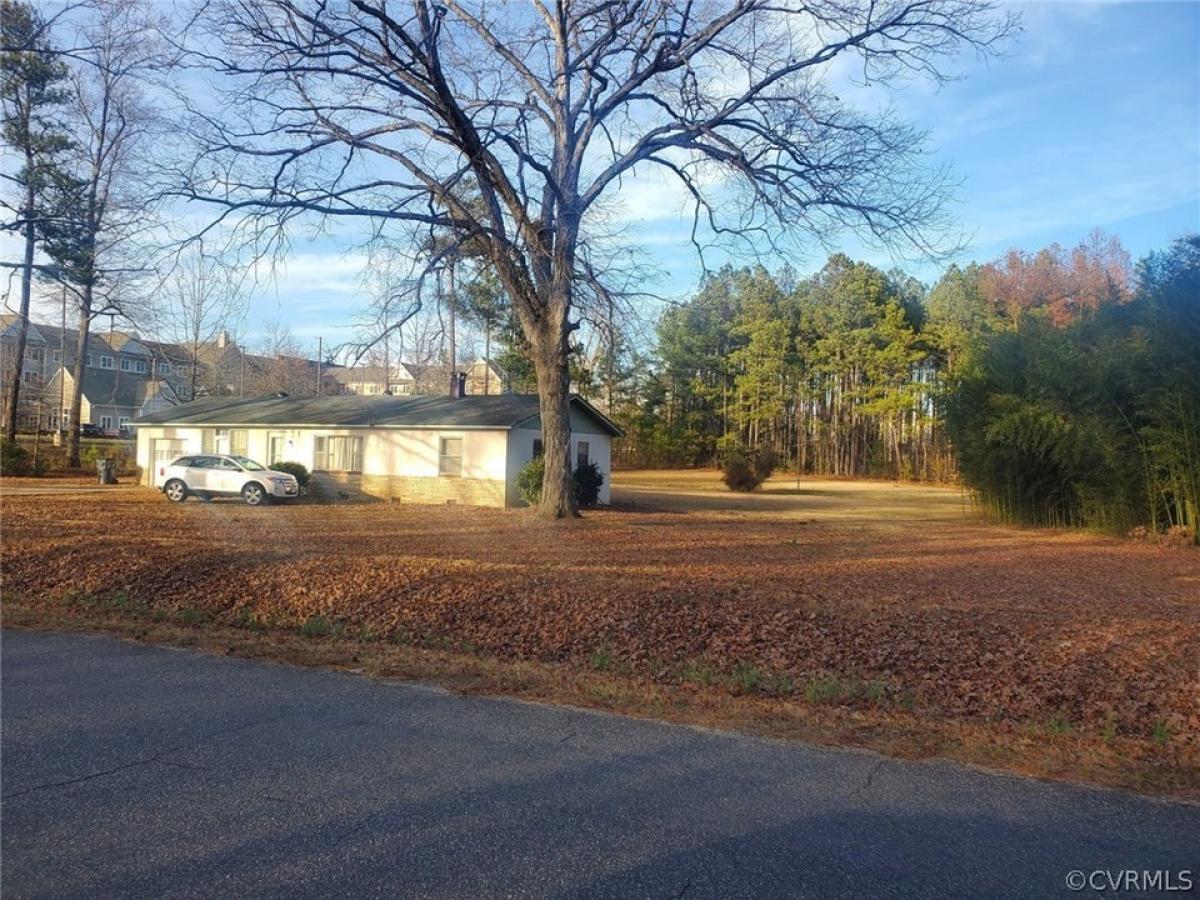 Picture of Home For Sale in Chester, Virginia, United States