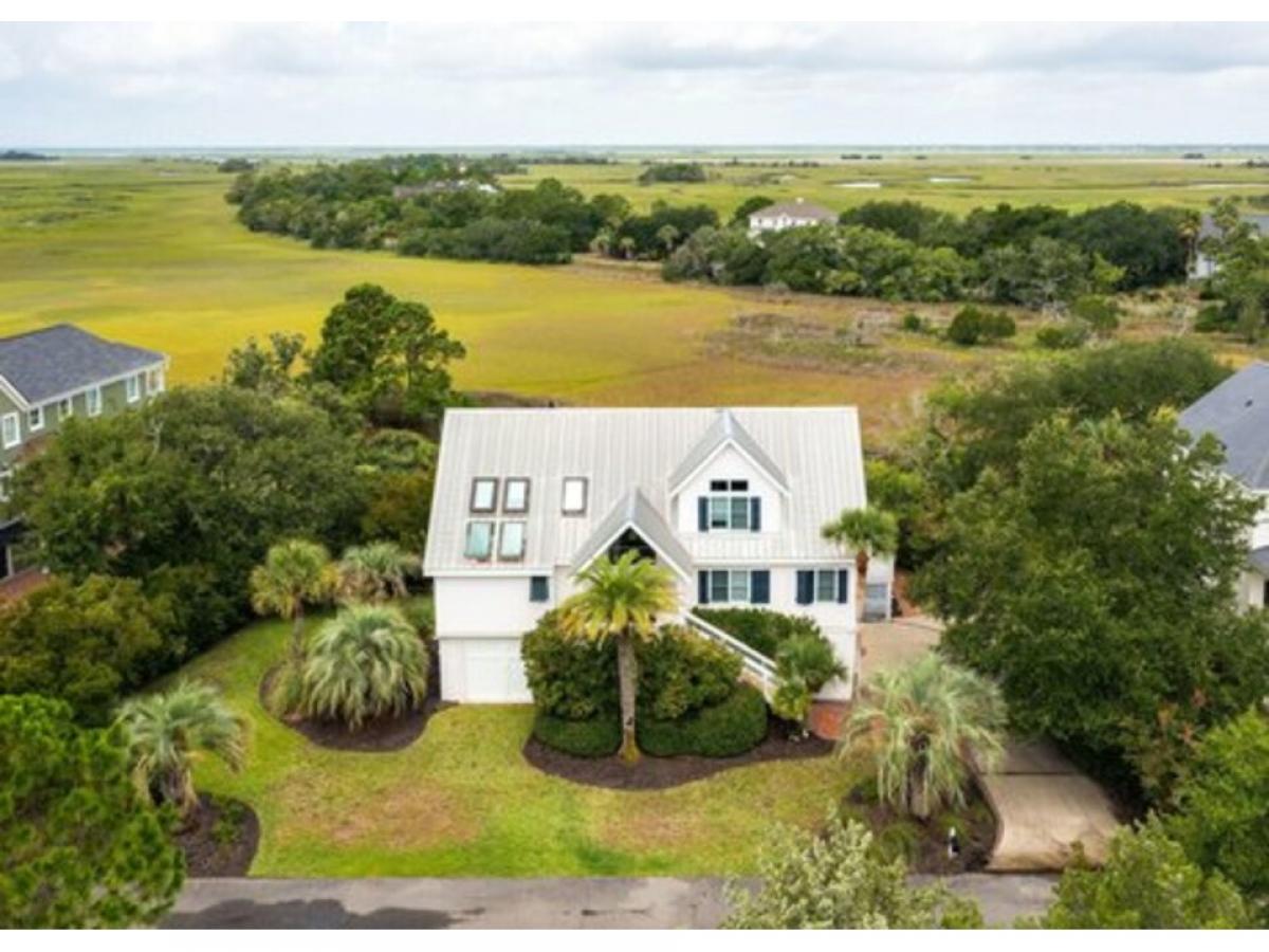 Picture of Home For Sale in Isle of Palms, South Carolina, United States