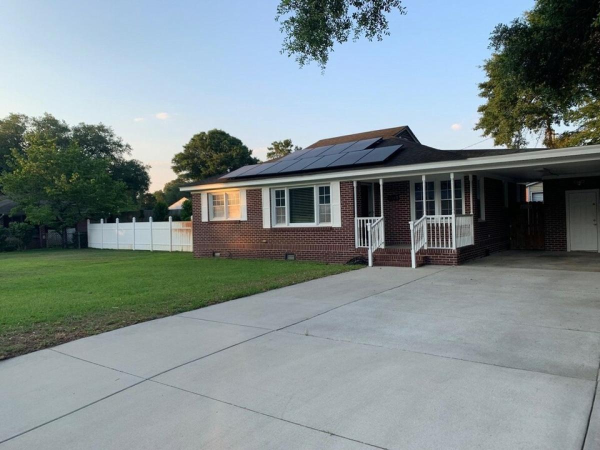 Picture of Home For Sale in North Charleston, South Carolina, United States