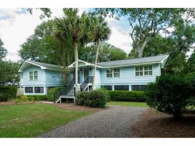 Home For Sale in Isle of Palms, South Carolina