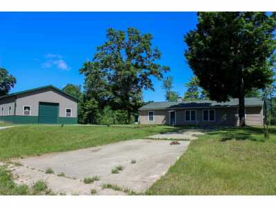 Home For Sale in Farwell, Michigan