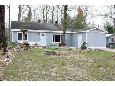 Home For Sale in Harrison, Michigan