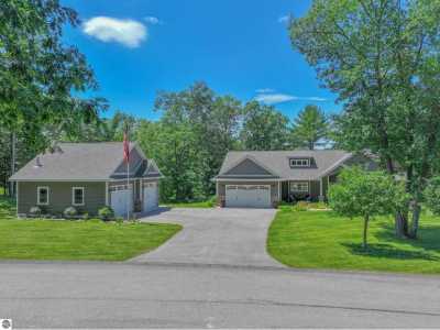 Home For Sale in Traverse City, Michigan