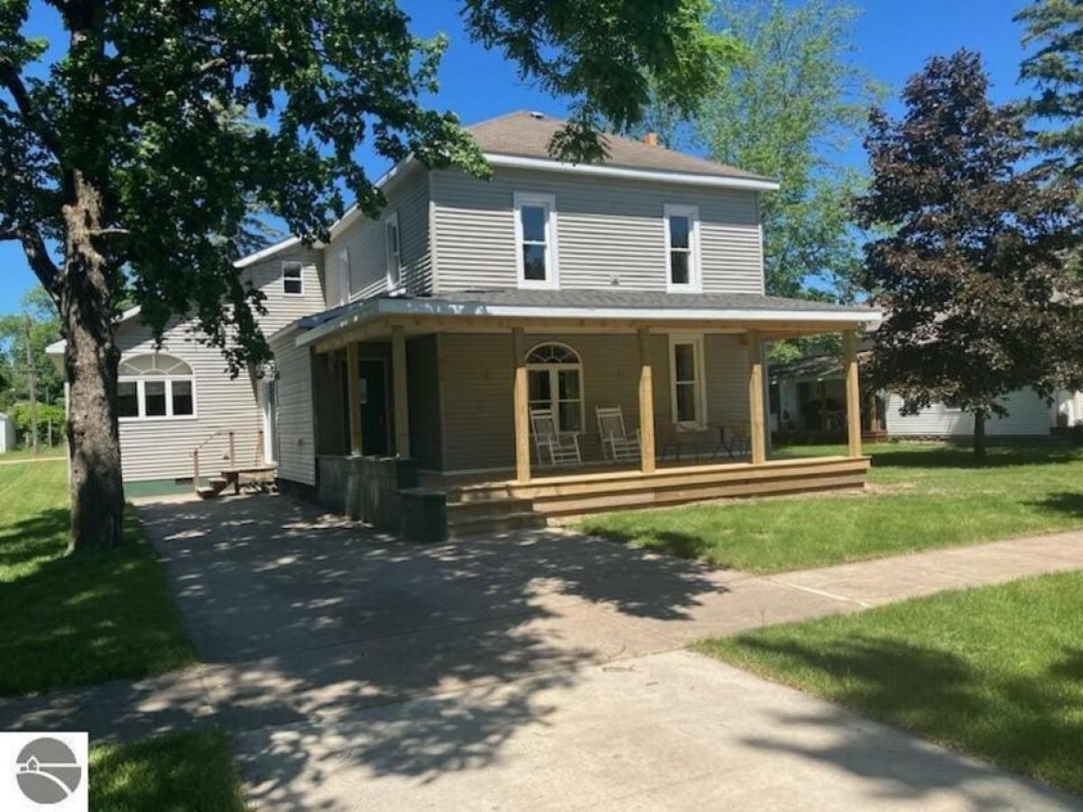 Picture of Home For Sale in Kalkaska, Michigan, United States